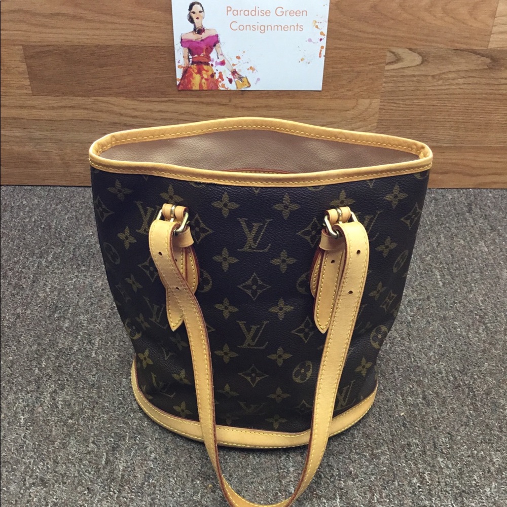 L. Vuitton monogram canvas shoulder bag in brown